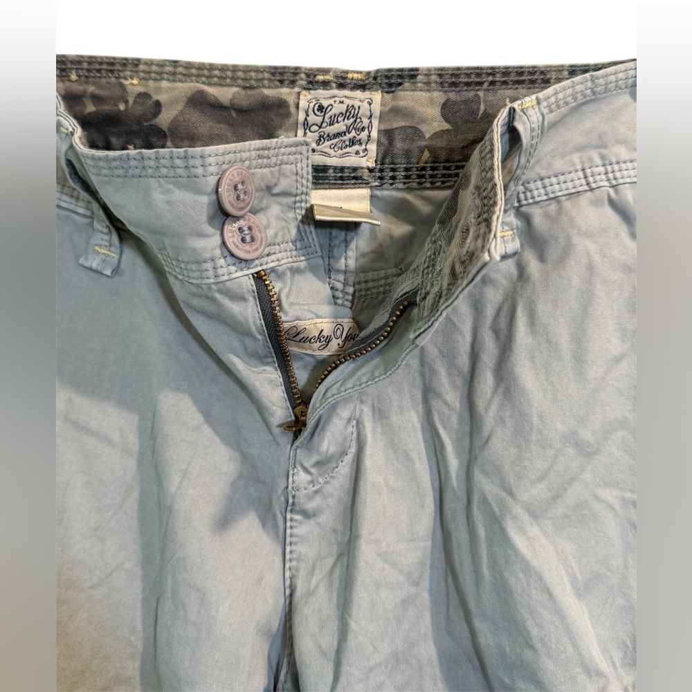 NWT Lucky Brand Jeans Women's Light Blue Cargo Shorts Roll Up Legs Size 6/28 - Picture 5 of 8